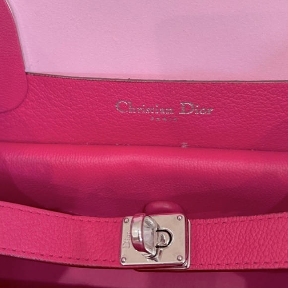 CHRISTIAN DIOR Large Open Bar Pink Grained Leather Two-Way Tote - Picture 7 of 16
